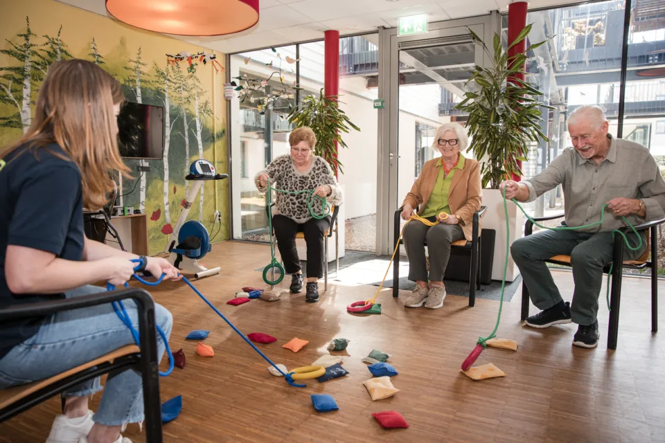 een visspel spelen samen met de beweegagoog behandelingen wonen bij borrendamme